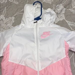 Nike girls windbreaker